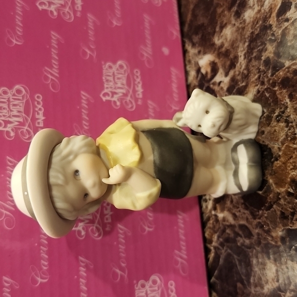 A Faithful Friend Is A Treasure Pretty As A Picture by ENESCO B#5 - Picture 2 of 7